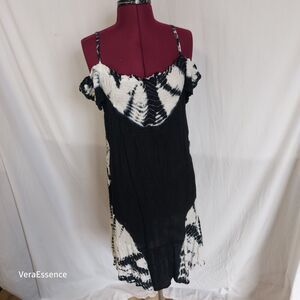 NEW True Destiny Black & White Tie-dye off shoulder drop sleeve India